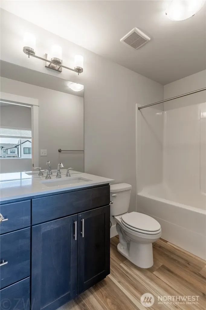15418 208th Avenue Ct E Bonney Lake WA 98391