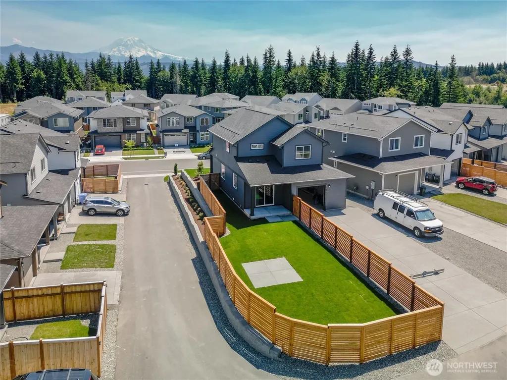 15418 208th Avenue Ct E Bonney Lake WA 98391