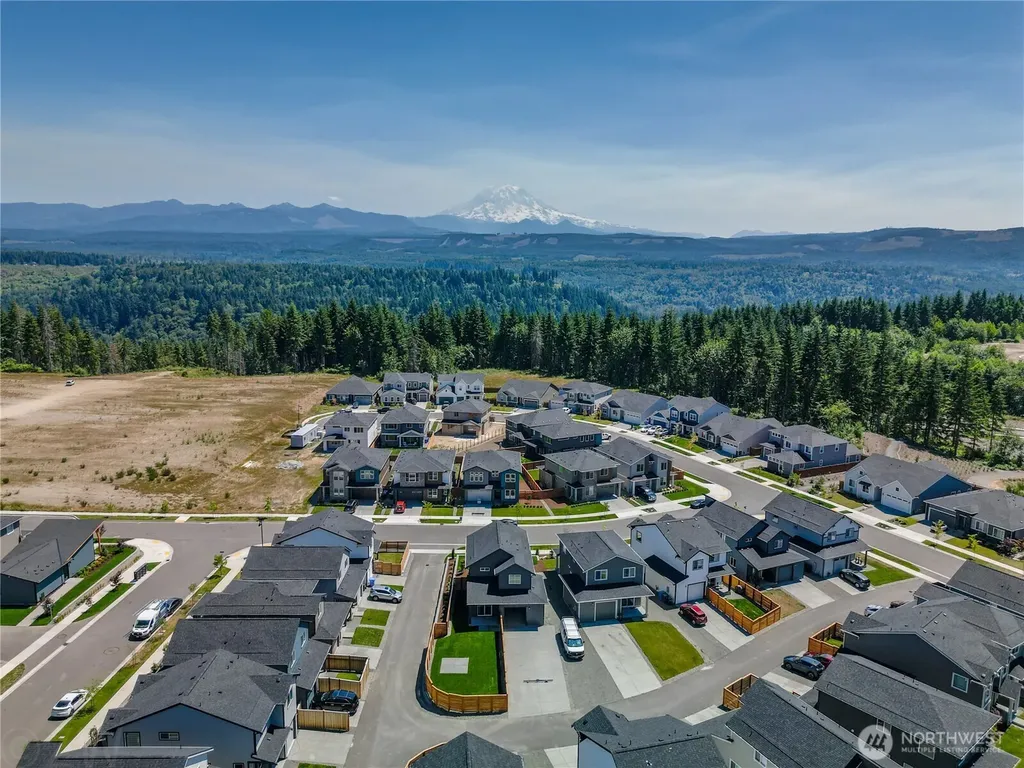 15418 208th Avenue Ct E Bonney Lake WA 98391