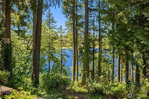 18603 E Spring Lake Drive SE Renton WA 98058