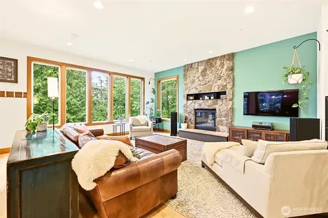 18603 E Spring Lake Drive SE Renton WA 98058
