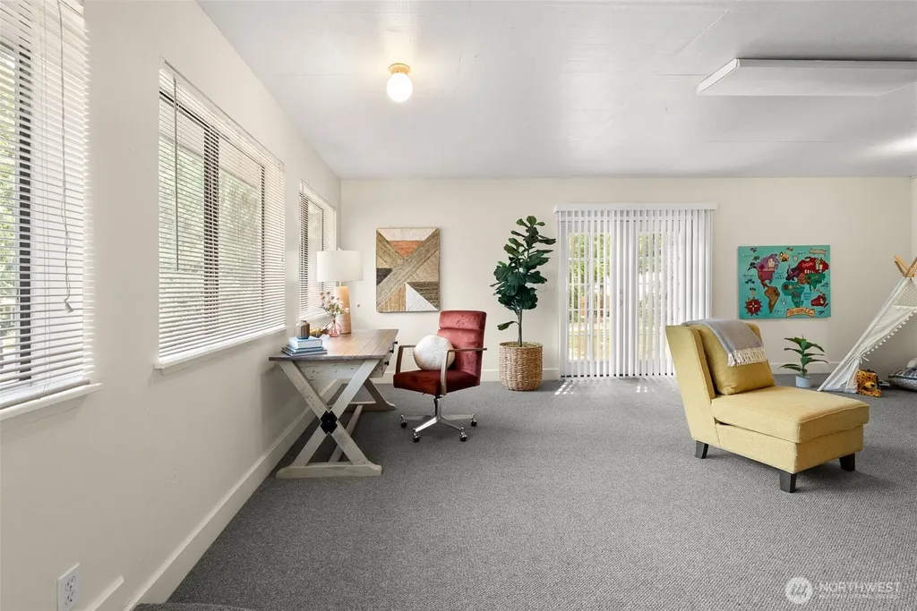 8707 71st Street NW Gig Harbor WA 98335