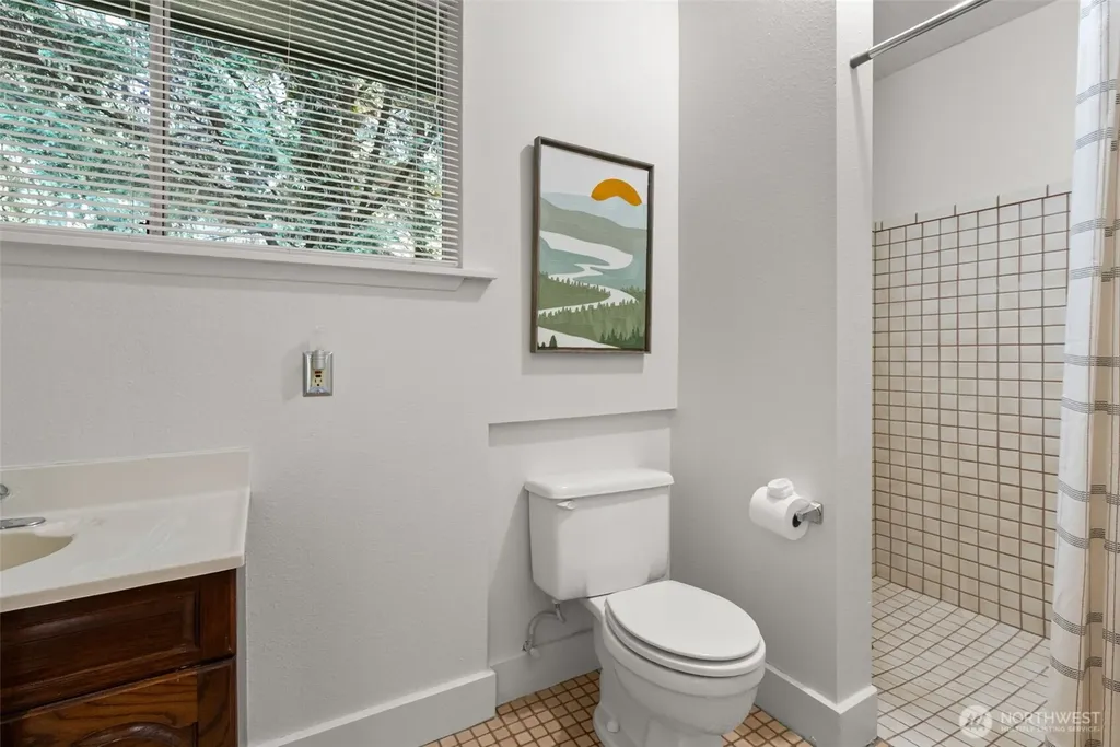 8707 71st Street NW Gig Harbor WA 98335