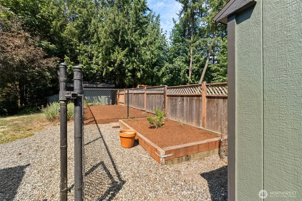 8707 71st Street NW Gig Harbor WA 98335