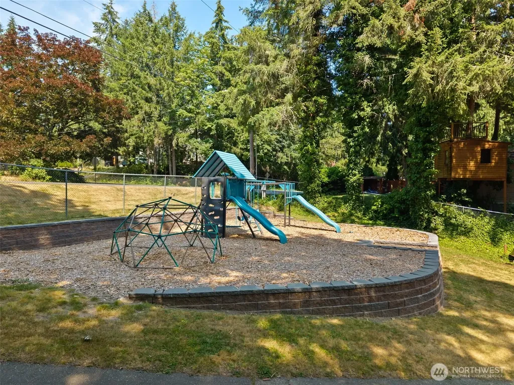 8707 71st Street NW Gig Harbor WA 98335