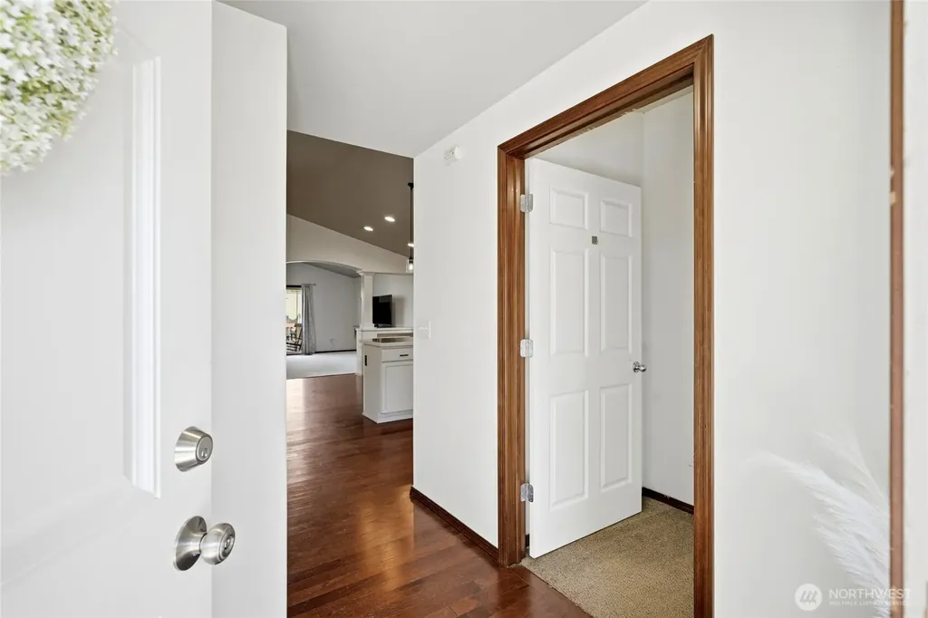 934 Dallas Street Mount Vernon WA 98274