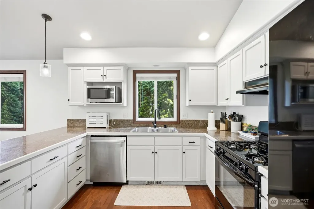 934 Dallas Street Mount Vernon WA 98274