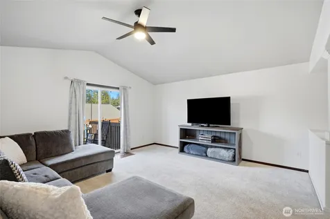 934 Dallas Street Mount Vernon WA 98274