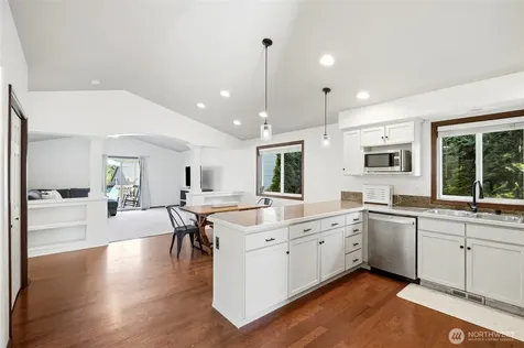 934 Dallas Street Mount Vernon WA 98274