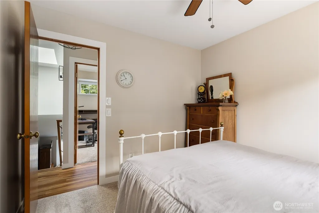 1571 SW 2nd Court Oak Harbor WA 98277