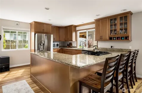 1571 SW 2nd Court Oak Harbor WA 98277