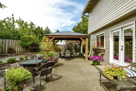 1571 SW 2nd Court Oak Harbor WA 98277