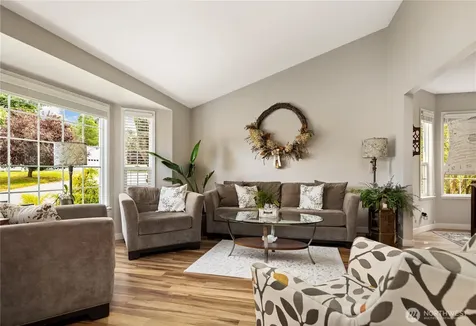1571 SW 2nd Court Oak Harbor WA 98277