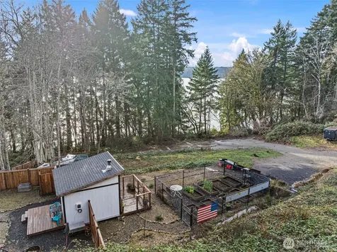 7364 NE North Shore Road Belfair WA 98528