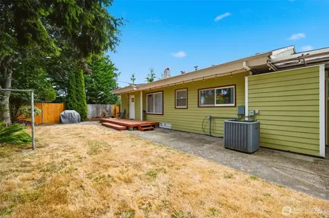 5001 N 19th Street Tacoma WA 98406