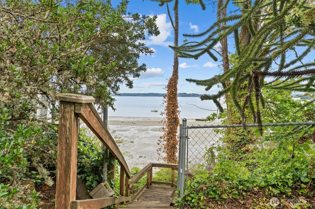 603 151st Avenue Ct SW Lakebay WA 98349