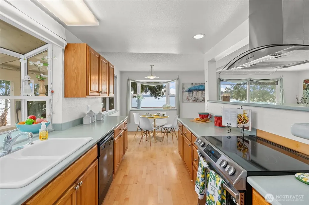 603 151st Avenue Ct SW Lakebay WA 98349