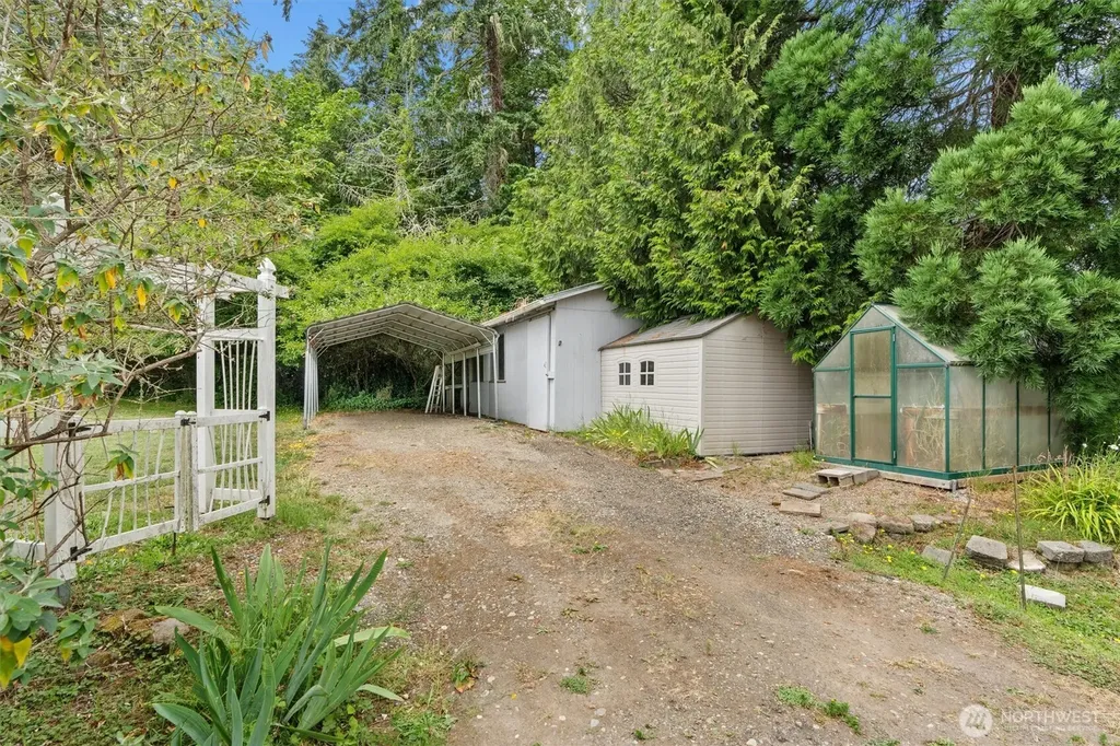 603 151st Avenue Ct SW Lakebay WA 98349