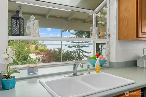 603 151st Avenue Ct SW Lakebay WA 98349