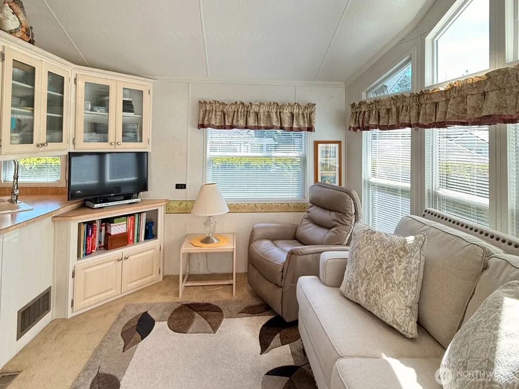5001 Bay Road Birch Bay WA 98230
