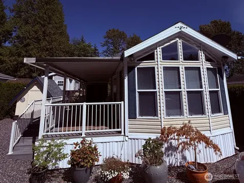 5001 Bay Road Birch Bay WA 98230