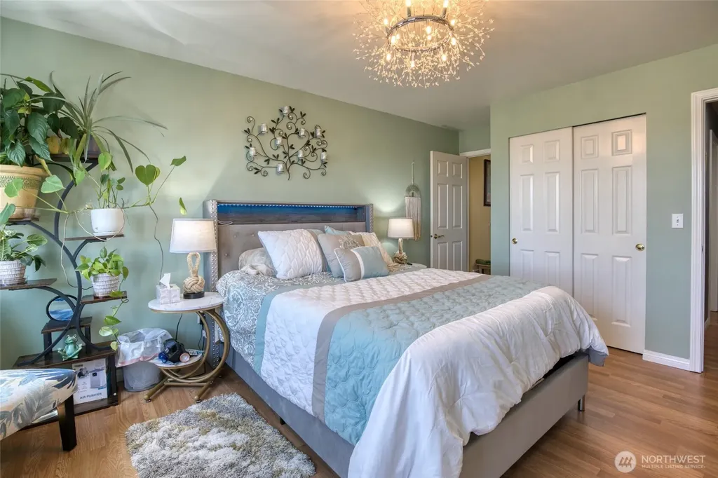 992 Point Brown Avenue SE Ocean Shores WA 98569