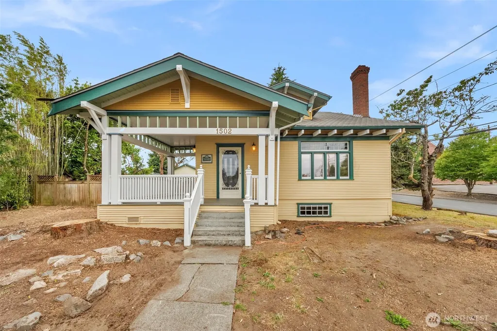 1502 Rainier Avenue Everett WA 98201