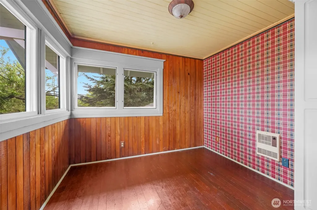 1502 Rainier Avenue Everett WA 98201