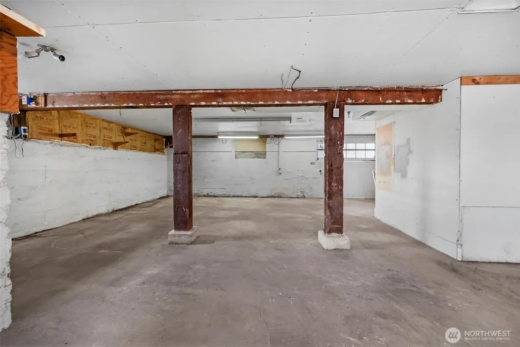 1502 Rainier Avenue Everett WA 98201