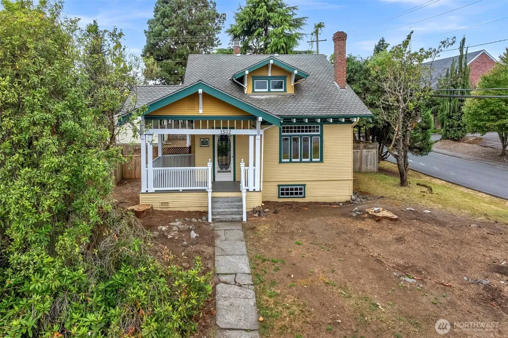 1502 Rainier Avenue Everett WA 98201
