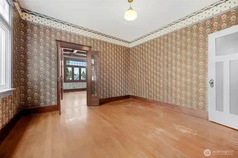 1502 Rainier Avenue Everett WA 98201