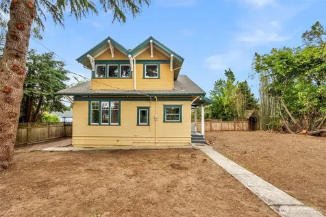 1502 Rainier Avenue Everett WA 98201