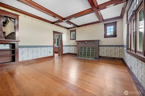 1502 Rainier Avenue Everett WA 98201