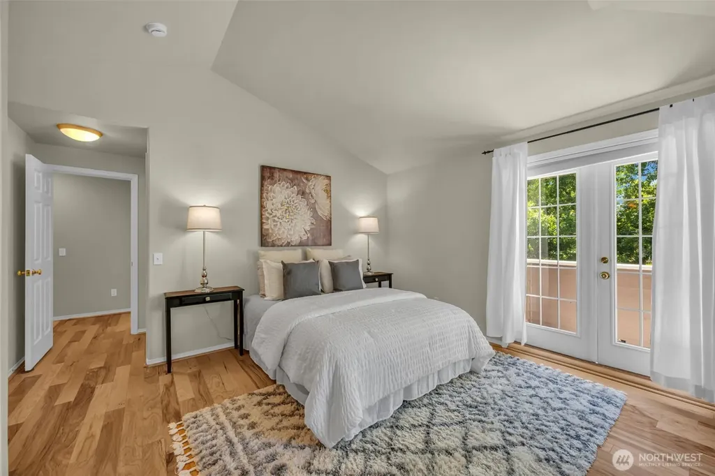 4720 Interlake Avenue N Seattle WA 98103