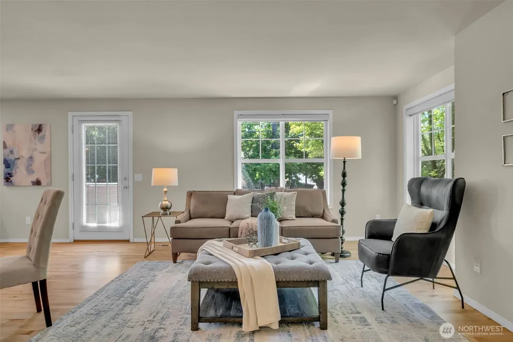 4720 Interlake Avenue N Seattle WA 98103