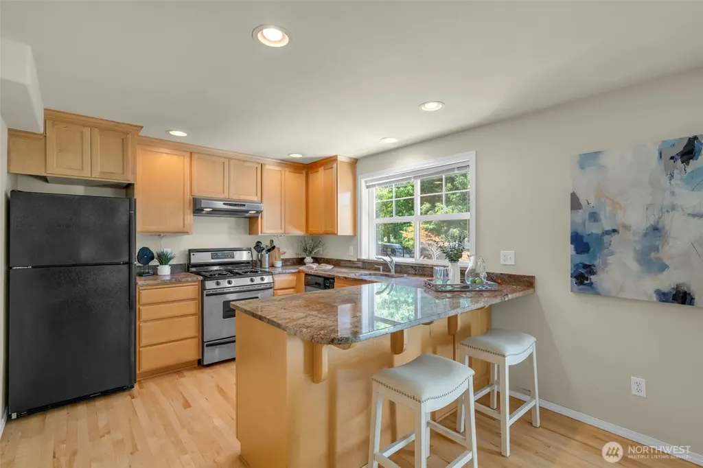4720 Interlake Avenue N Seattle WA 98103