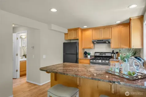 4720 Interlake Avenue N Seattle WA 98103