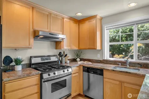 4720 Interlake Avenue N Seattle WA 98103
