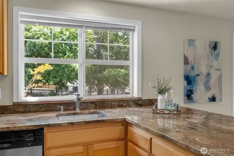 4720 Interlake Avenue N Seattle WA 98103