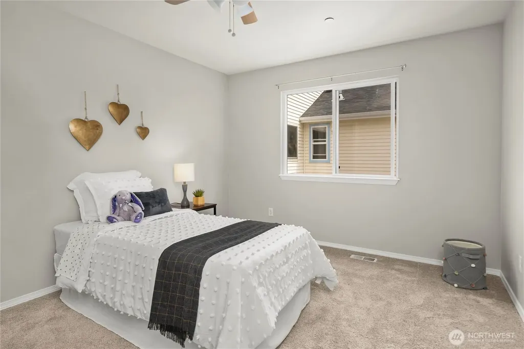 1965 Mcdonald Avenue Dupont WA 98327