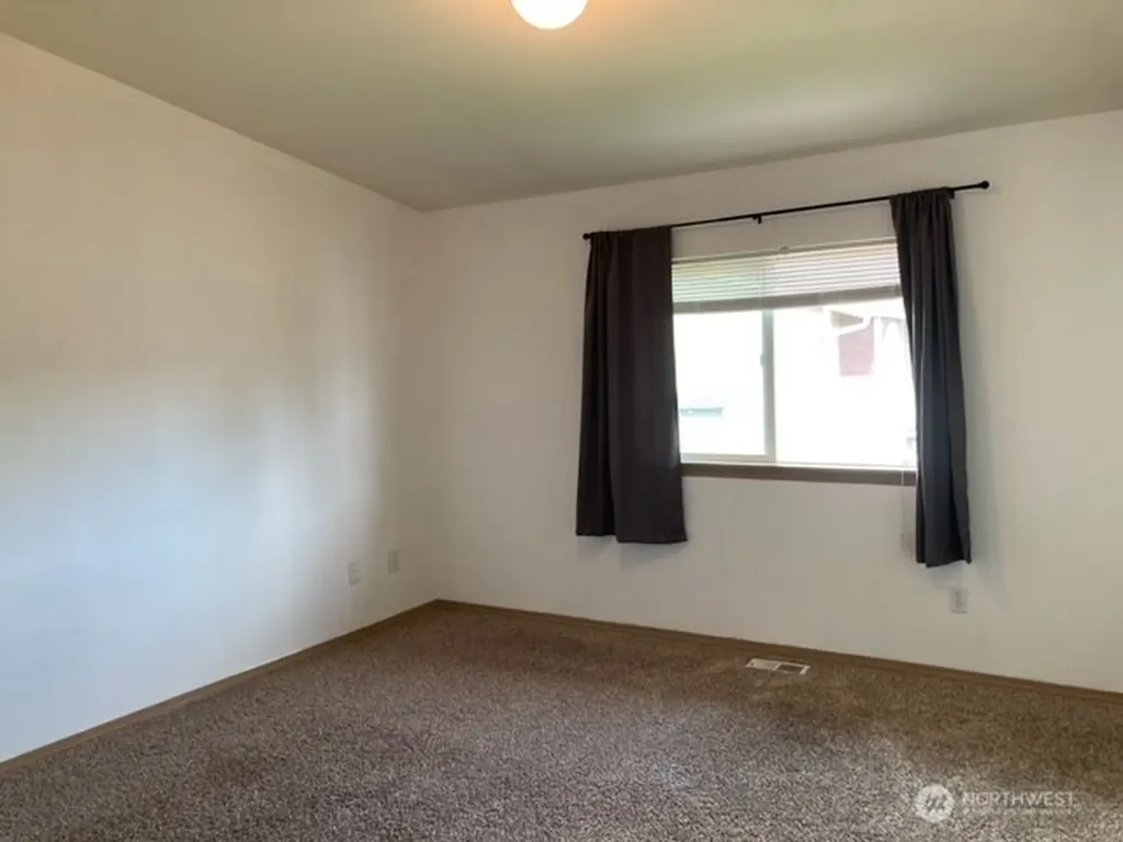 10429 56th Drive NE Marysville WA 98270