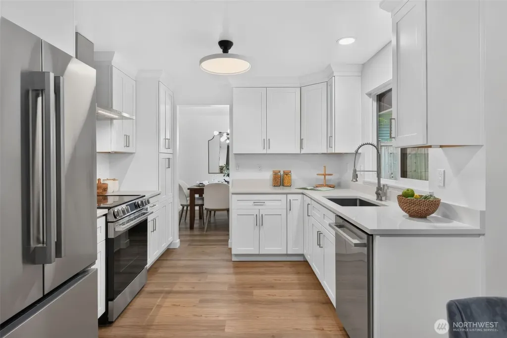 4211 210th Place NE Sammamish WA 98074