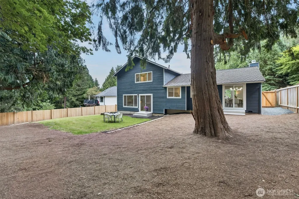 4211 210th Place NE Sammamish WA 98074