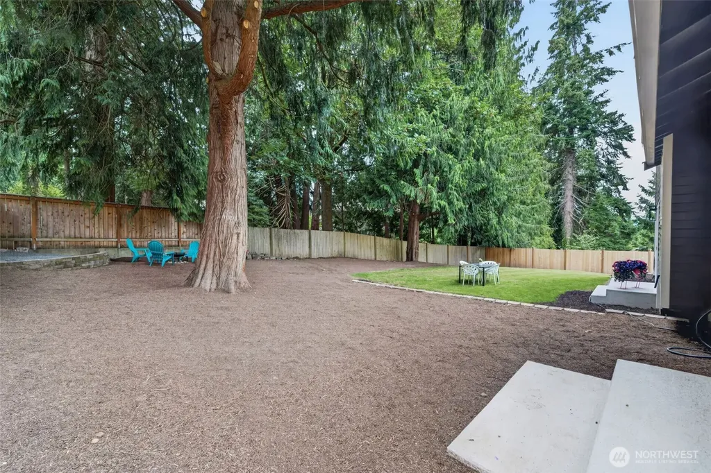 4211 210th Place NE Sammamish WA 98074