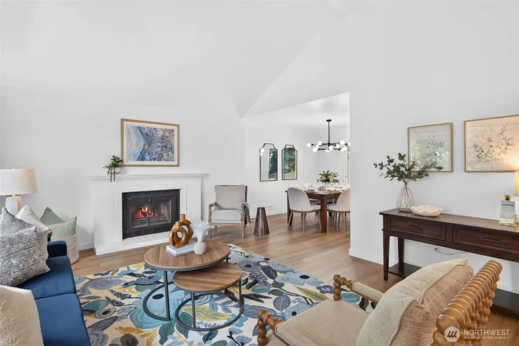 4211 210th Place NE Sammamish WA 98074