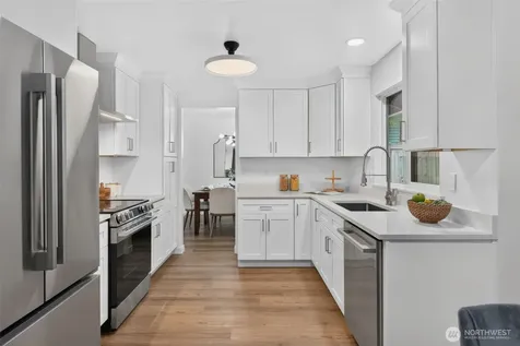 4211 210th Place NE Sammamish WA 98074
