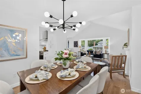 4211 210th Place NE Sammamish WA 98074