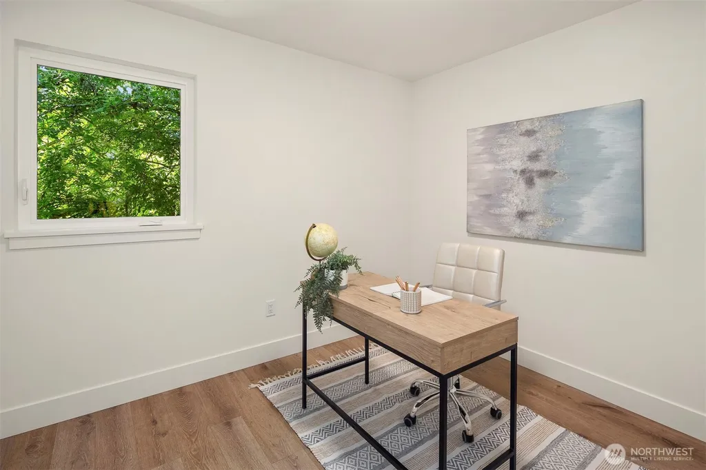 8824 32nd Avenue SW Seattle WA 98126