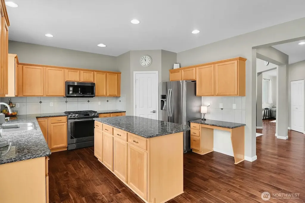 2412 84th Avenue NE Lake Stevens WA 98258