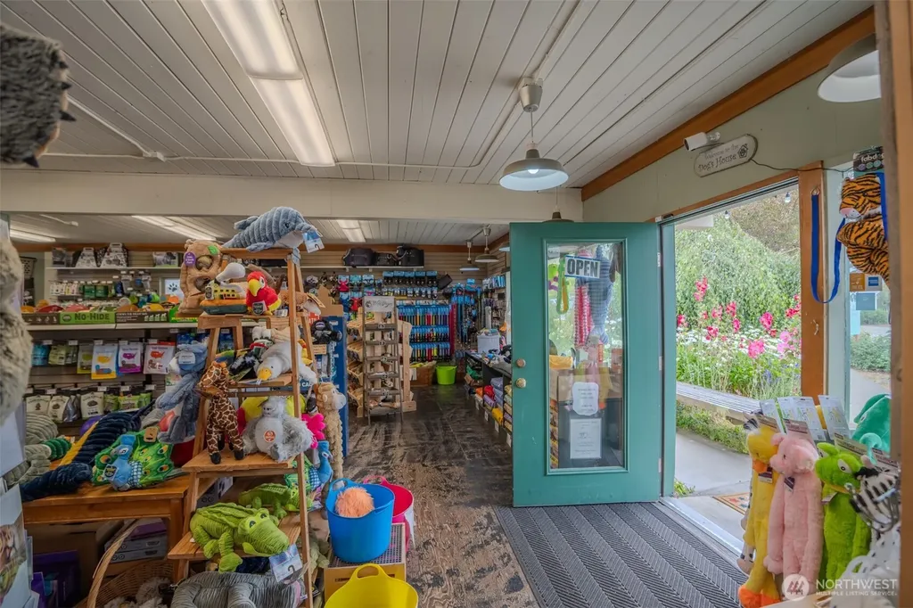 199 Main Street Orcas Island WA 98245